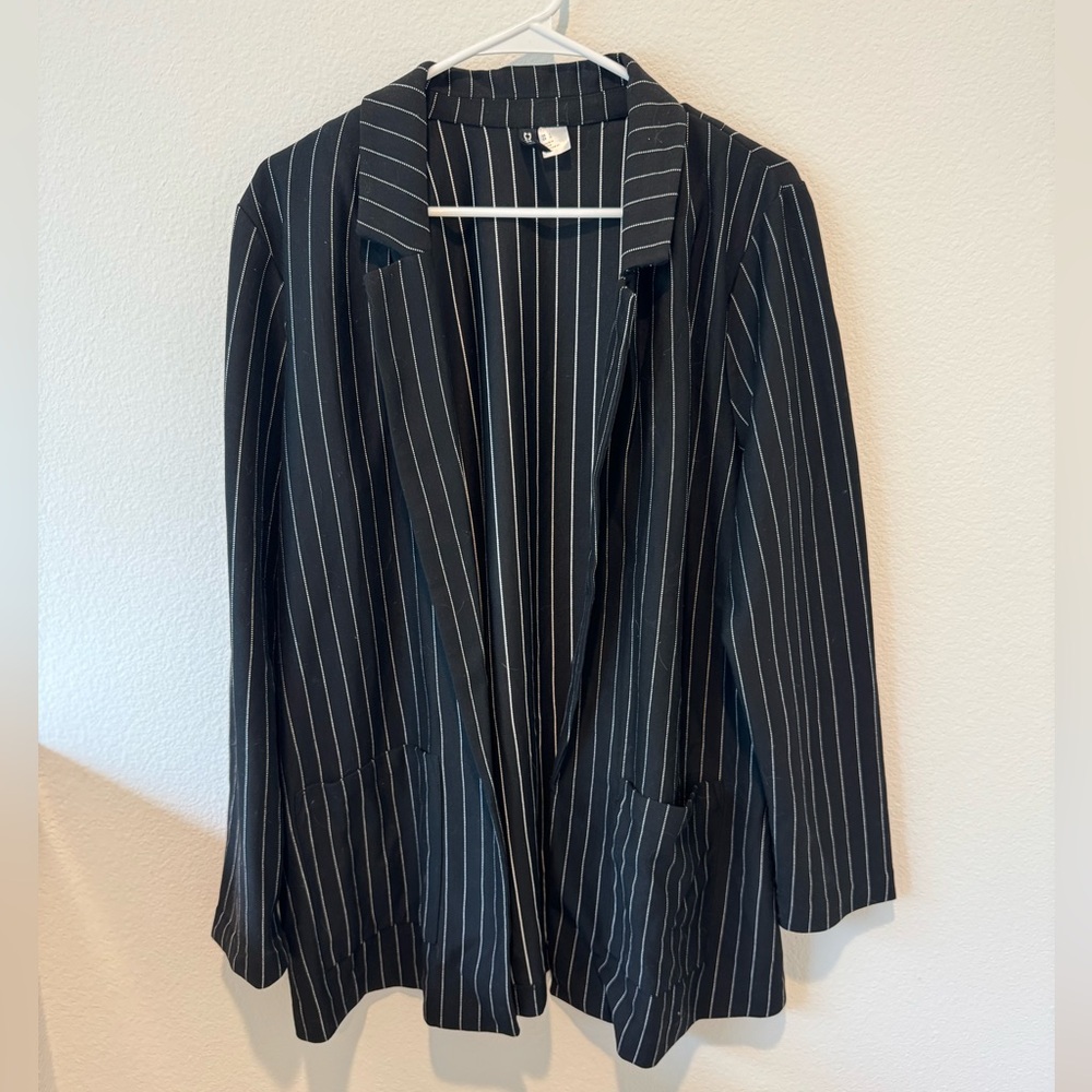 H&M Black Pinstripe Women's Blazer